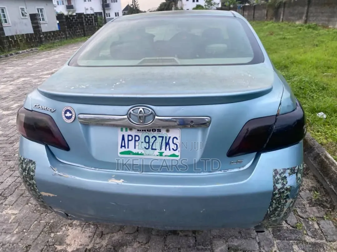 Toyota Camry 2008 Blue