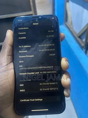Apple iPhone XS 64 GB White