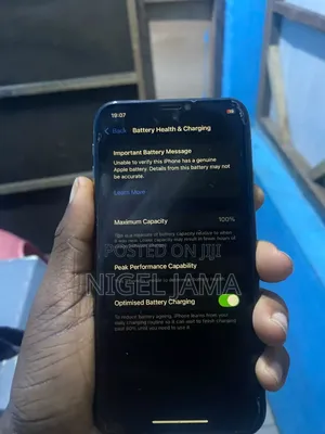 Apple iPhone XS 64 GB White