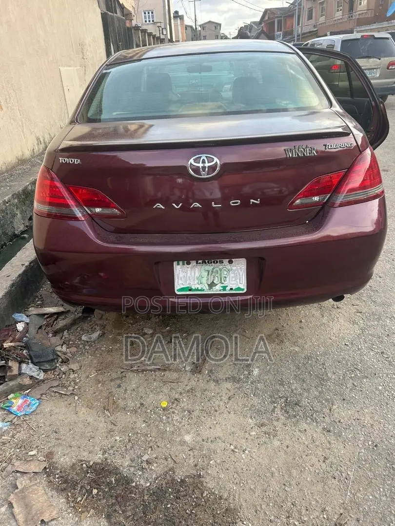 Toyota Avalon 2007 Red