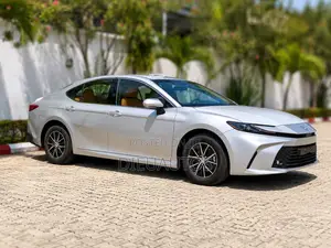 New Toyota Camry LE 2026 Silver