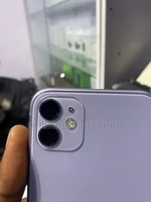 Apple iPhone 11 64 GB Purple