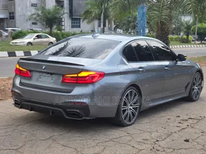 BMW M5 Base AWD 2018 Gray