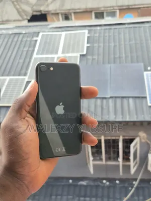 Apple iPhone SE (2020) 64 GB Black