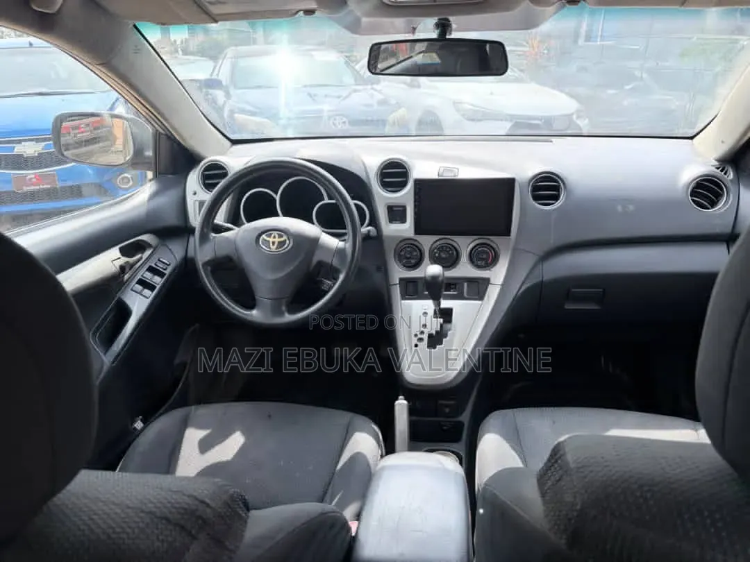 Toyota Matrix 2010 Silver