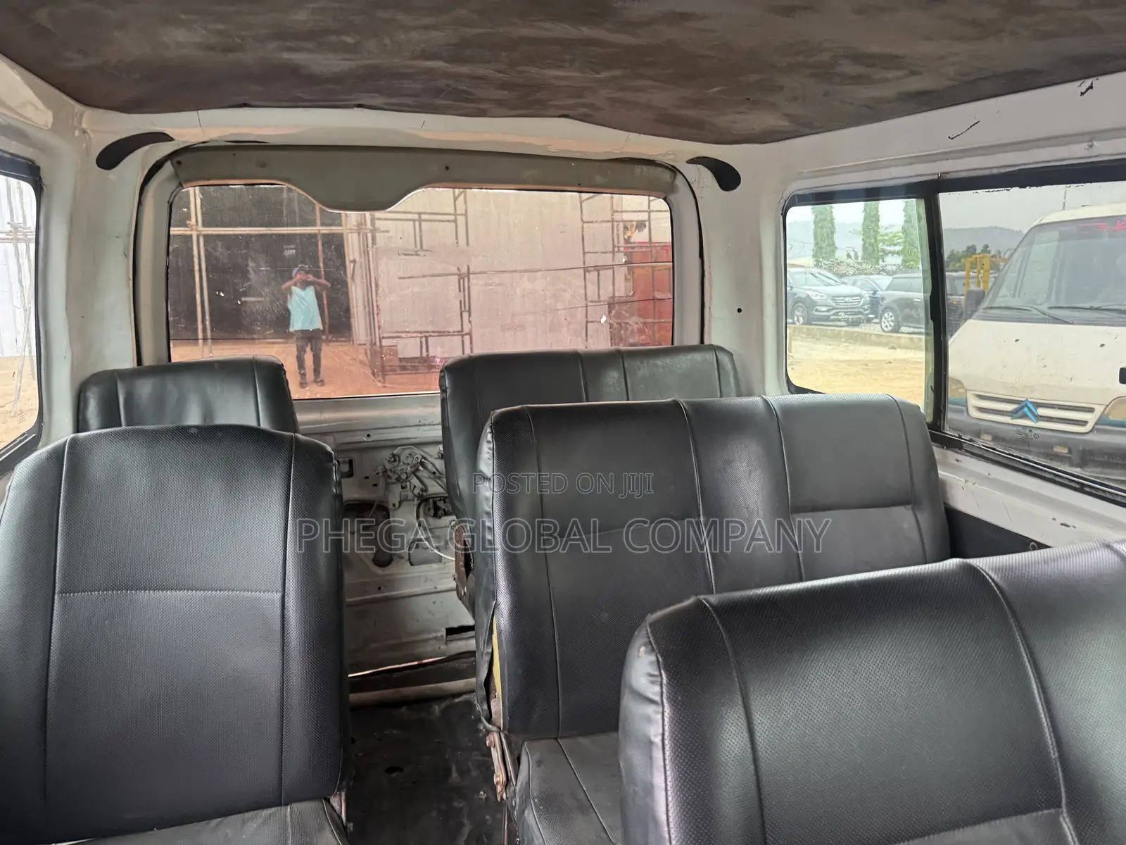 Toyota HiAce 2010 White