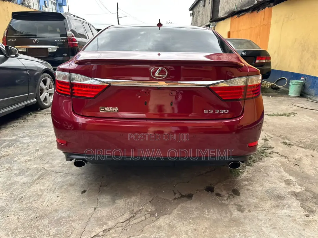 Lexus ES 2014 Red