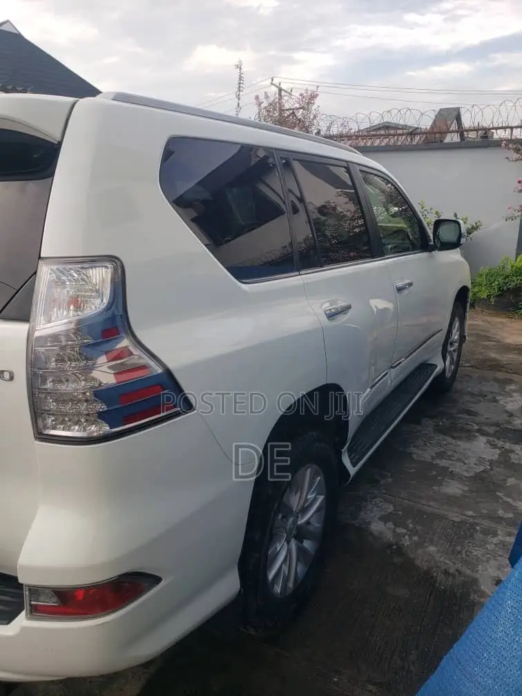 Lexus GX 2015 White