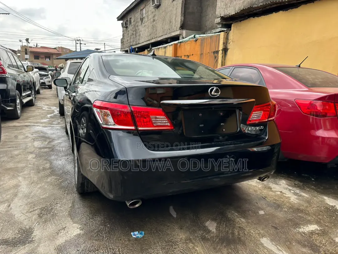 Lexus ES 350 2011 Black