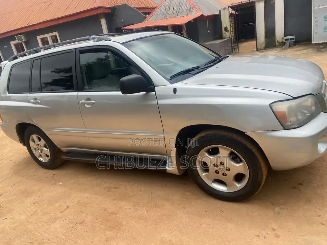 Toyota Highlander 4x4 2005 Silver