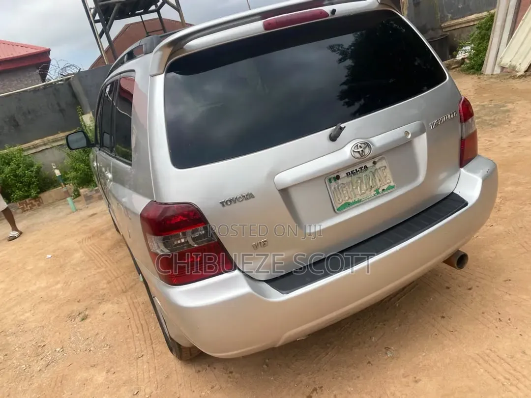 Toyota Highlander 4x4 2005 Silver