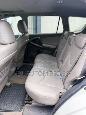 Toyota RAV4 3.5 Limited 2011 White