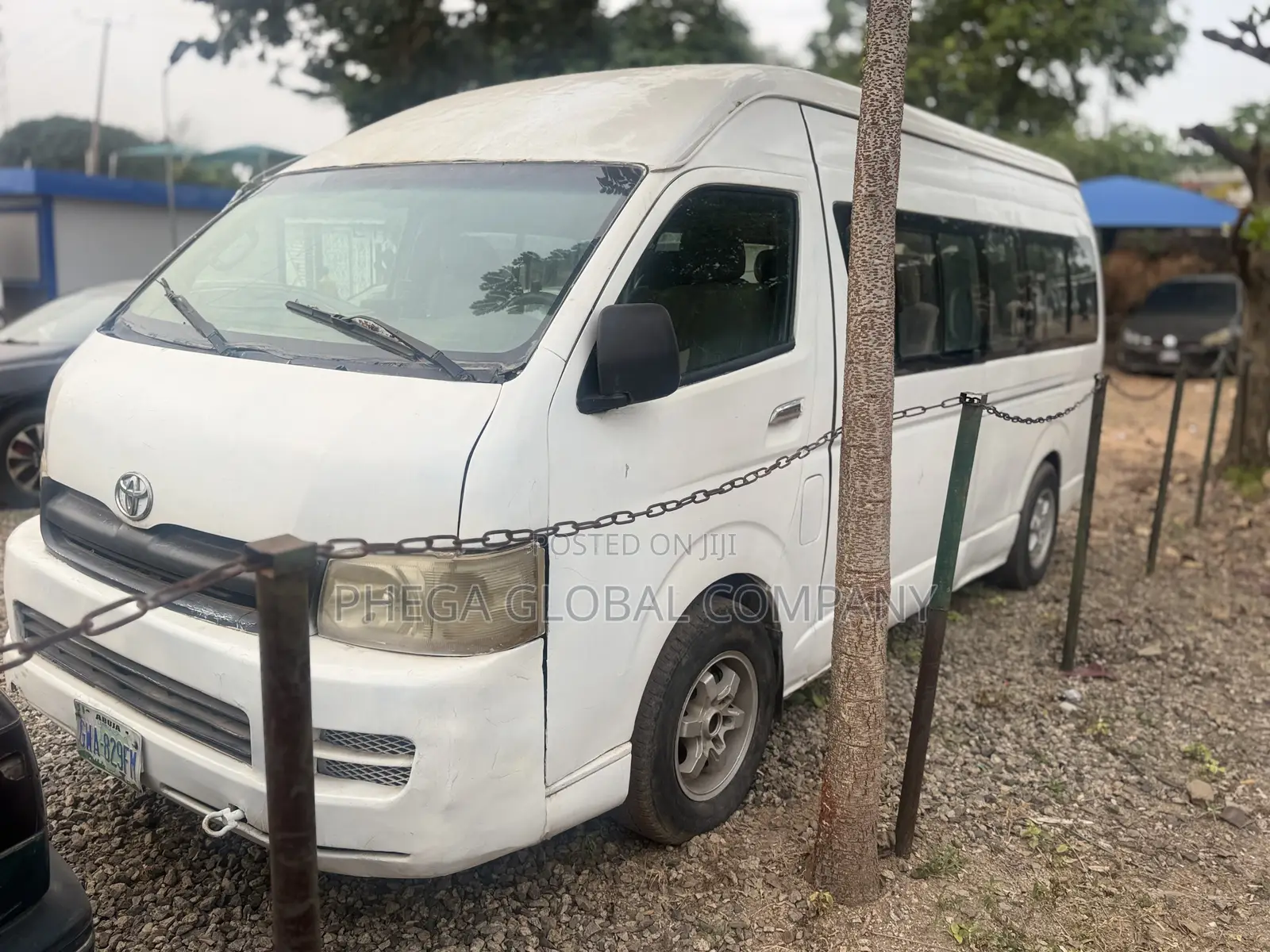 Toyota HiAce 2010 White