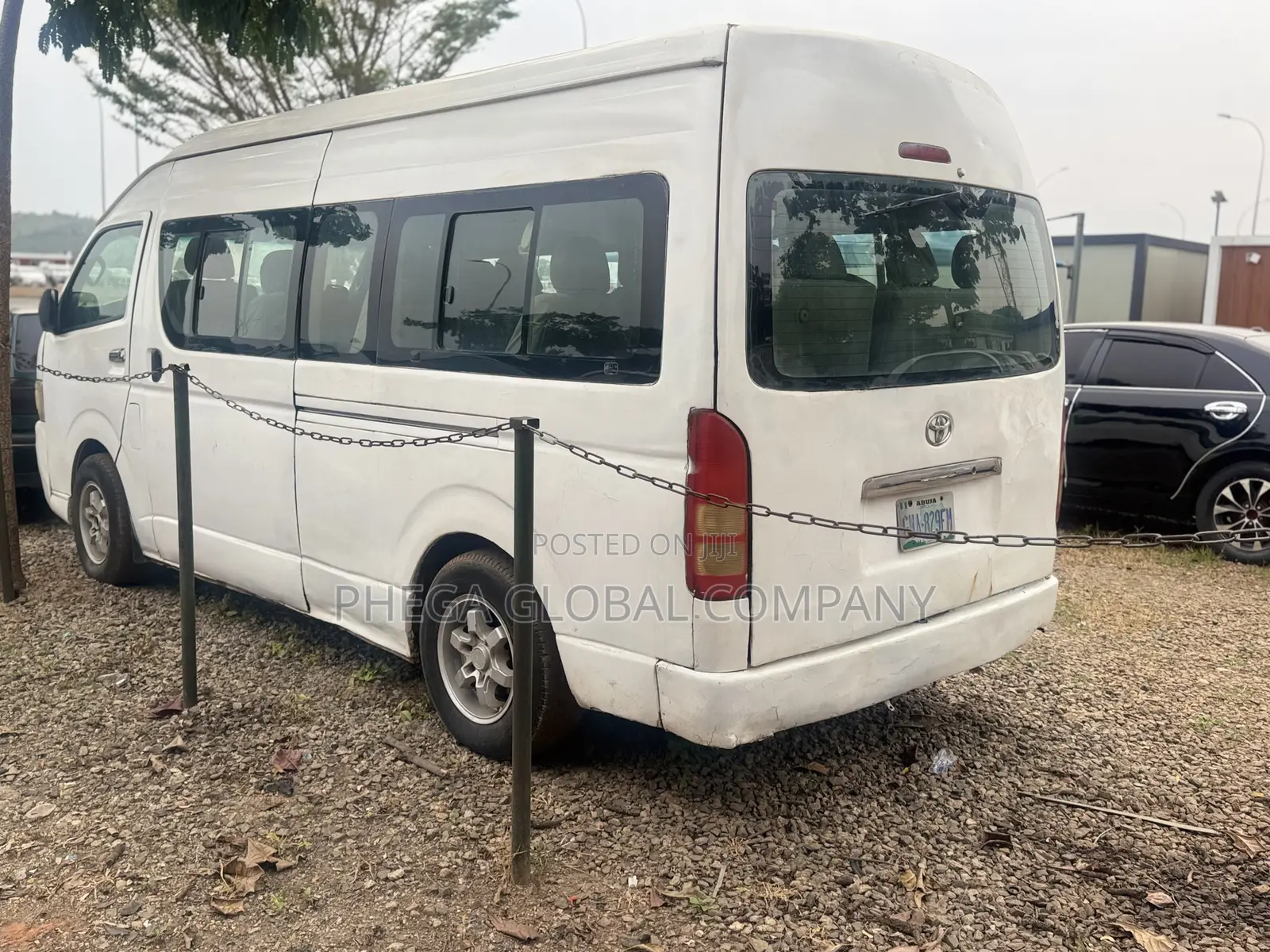 Toyota HiAce 2010 White