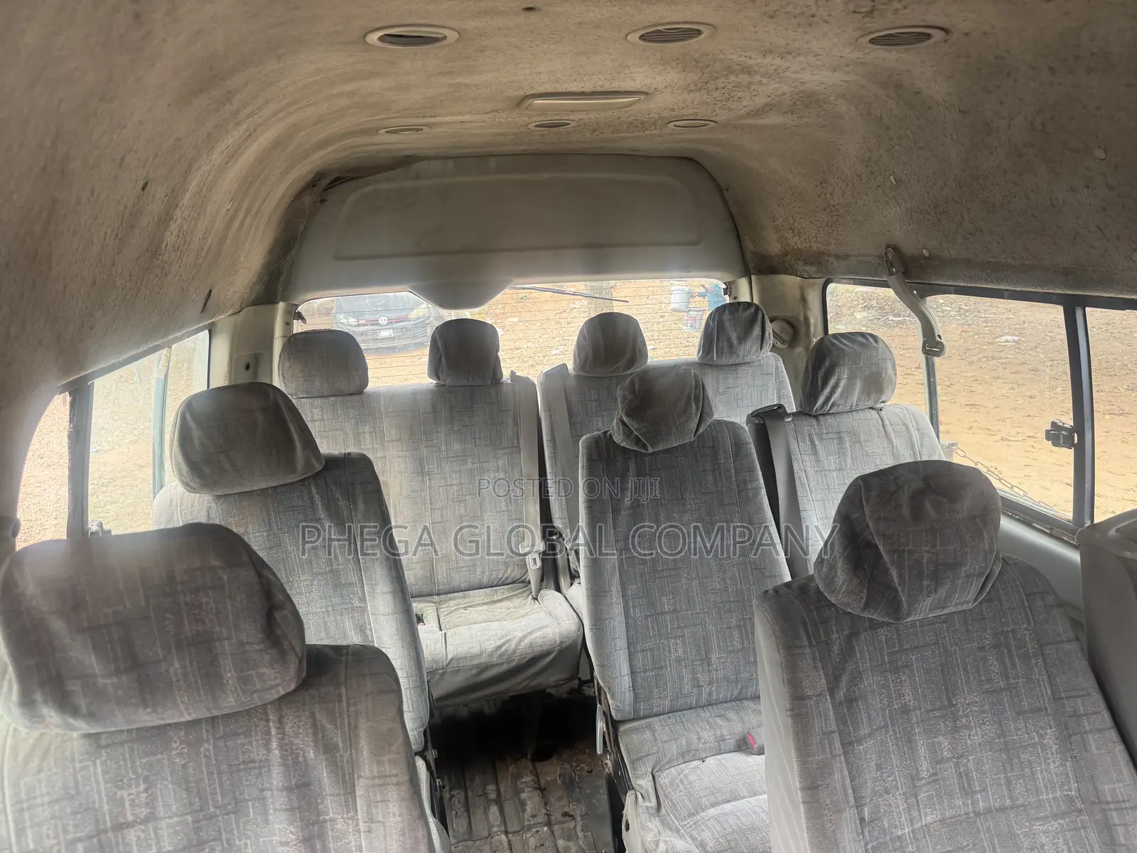 Toyota HiAce 2010 White