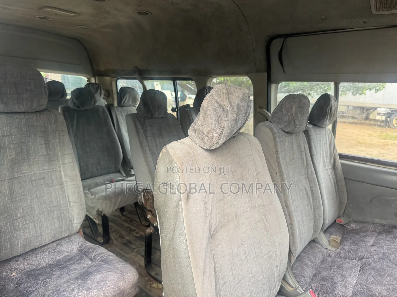 Toyota HiAce 2010 White
