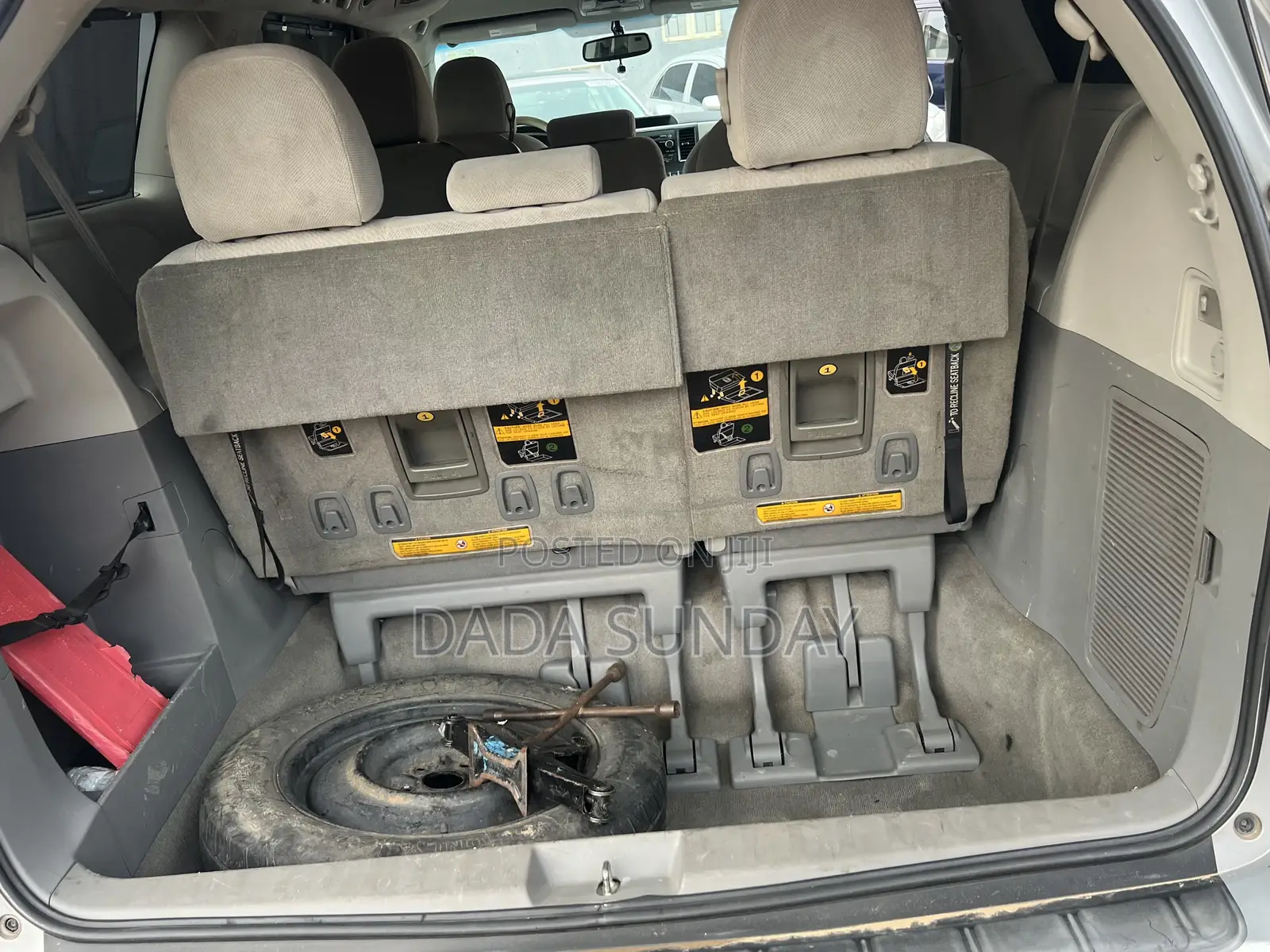Toyota Sienna 2014 Silver