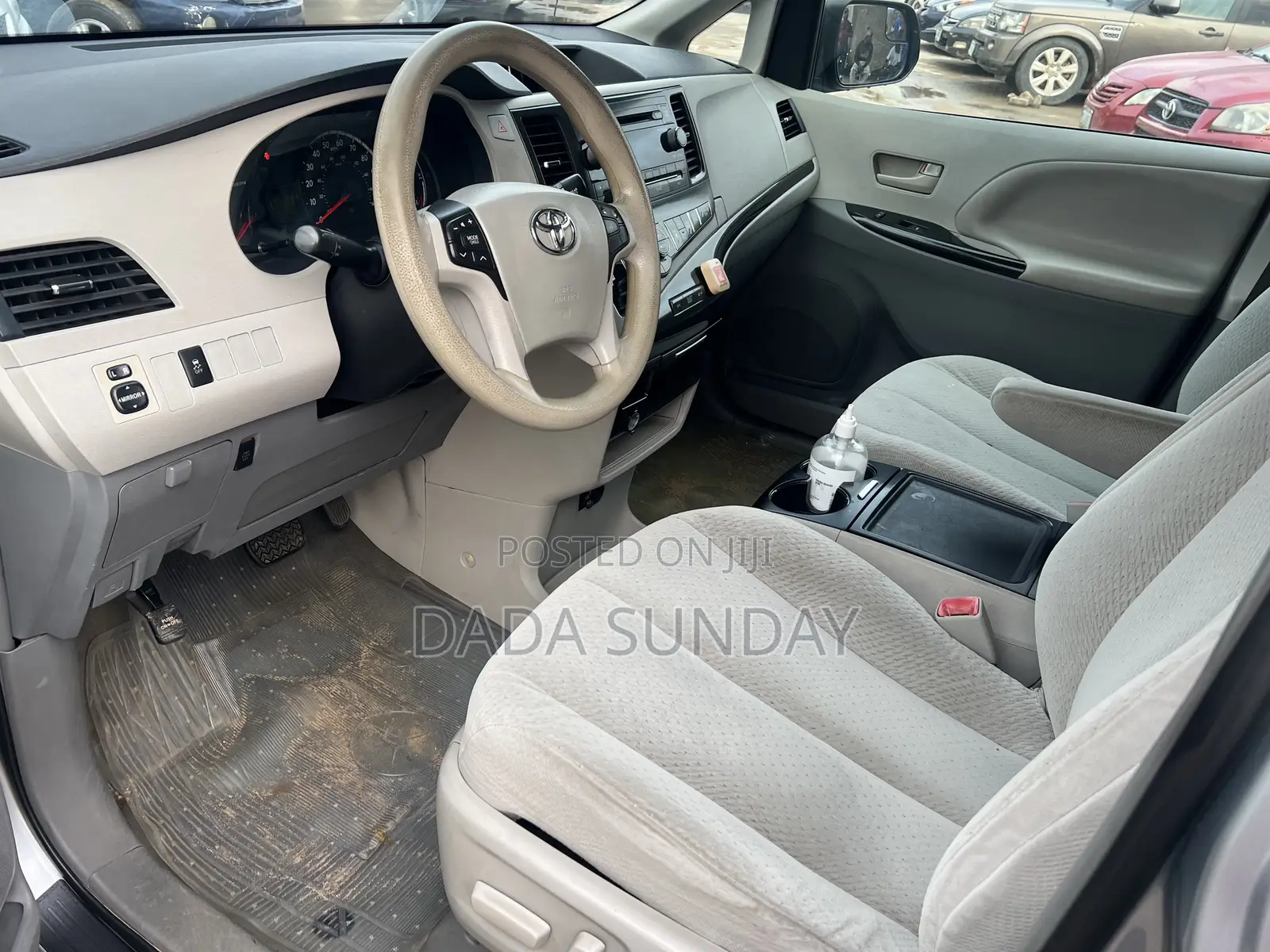 Toyota Sienna 2014 Silver