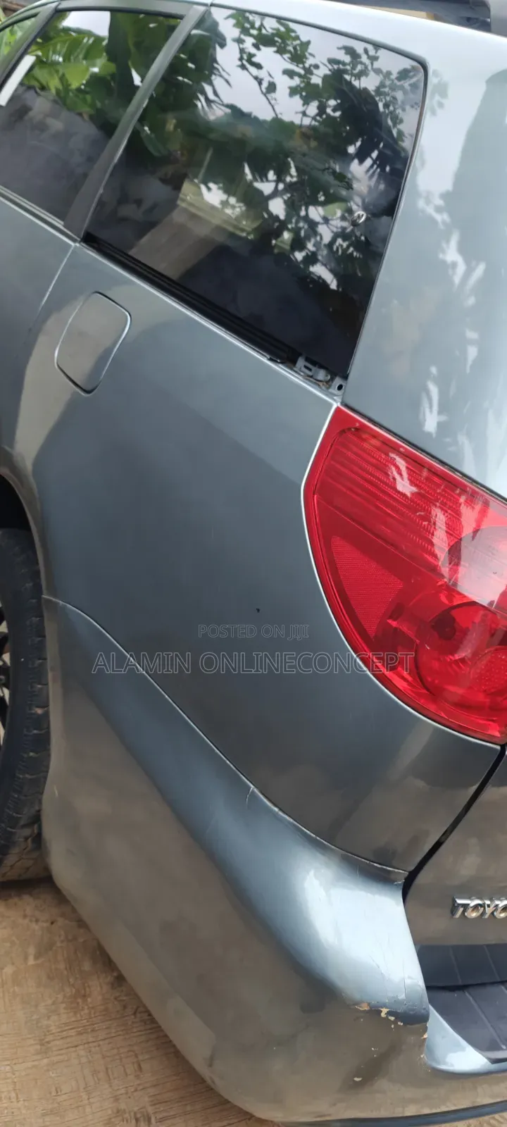 Toyota Sienna LE AWD 2006 Gray