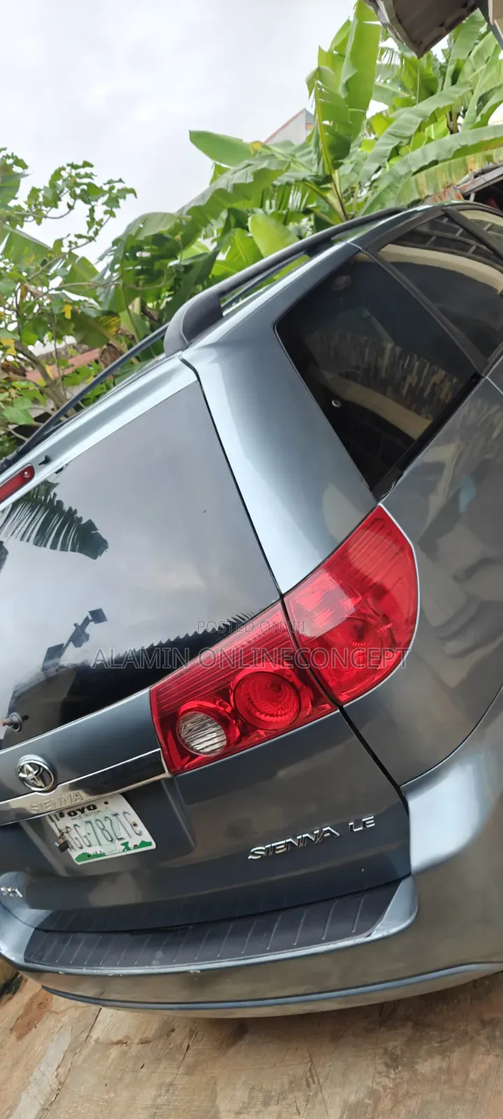 Toyota Sienna LE AWD 2006 Gray