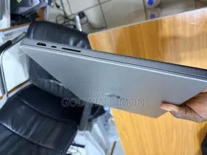 Laptop Apple MacBook Pro 2021 M1 64GB Apple M1 Max SSD 1T