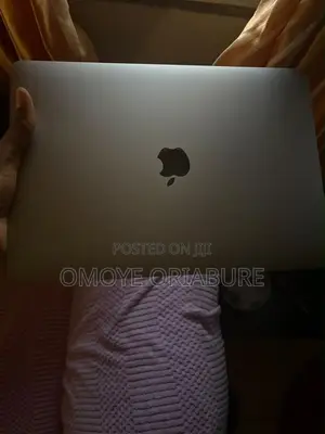 Laptop Apple MacBook Air 2018 8GB Intel Core i5 SSD 256GB
