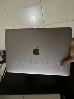 Laptop Apple MacBook Air 2018 8GB Intel Core i5 SSD 256GB