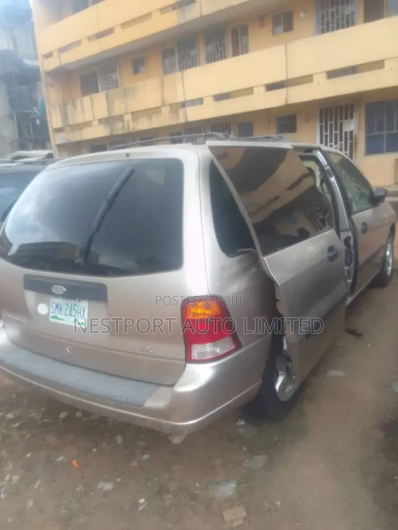 Ford Windstar 3.0 2002 Silver
