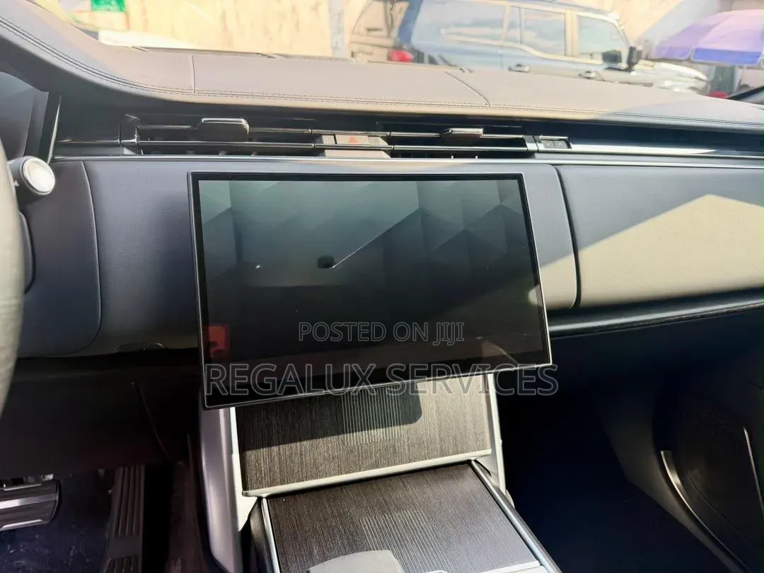 New Land Rover Range Rover 2026 Black
