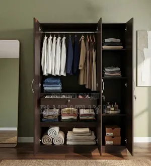 Wardrobe Size