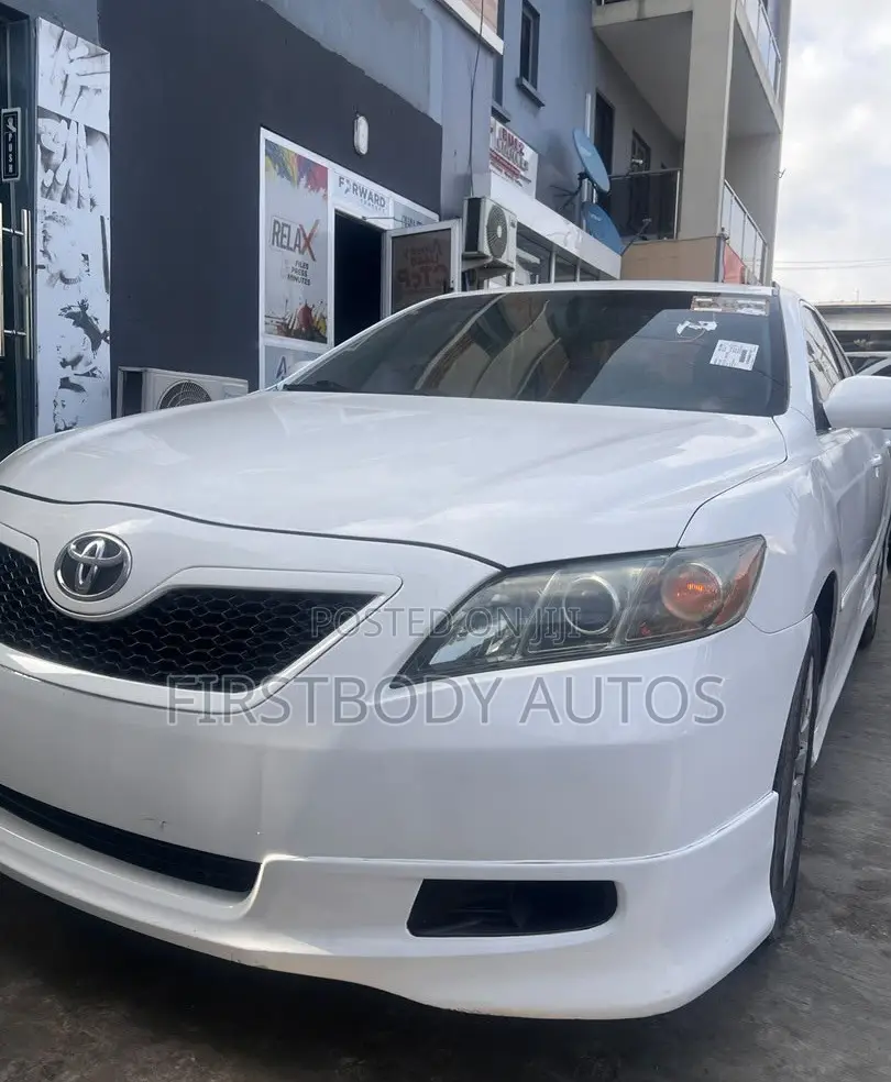 Toyota Camry 2008 White