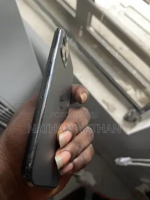 Apple iPhone 11 Pro 64 GB Gray