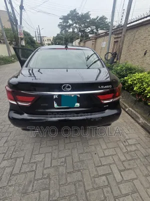 Lexus LS 460 AWD 2016 Black