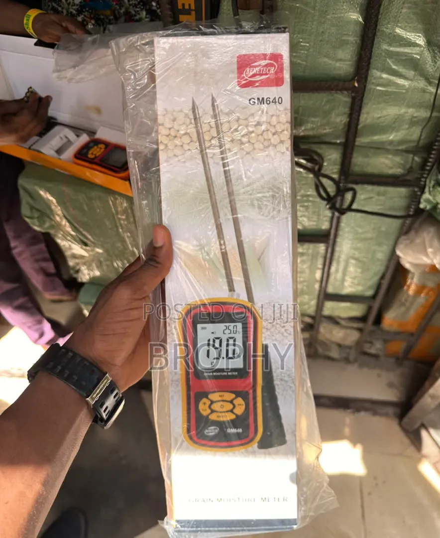 Digital Benetech Moisture Meter