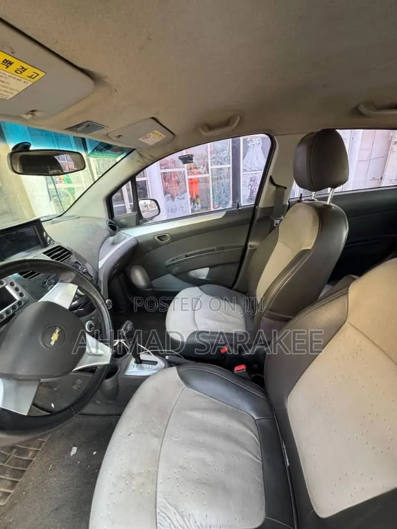 Chevrolet Spark 2025 Silver