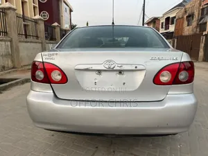 Toyota Corolla 2005 Silver