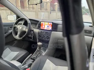 Toyota Corolla 2005 Silver