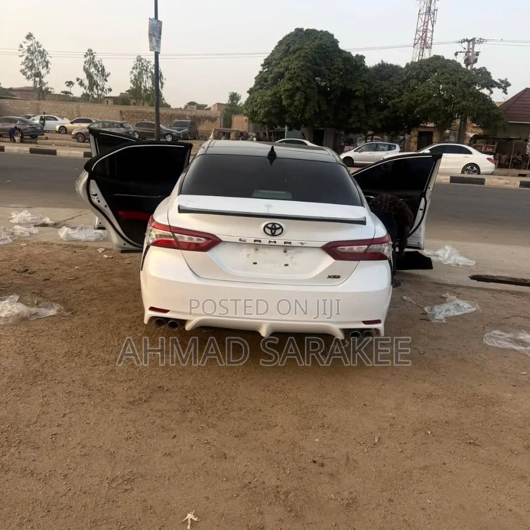 Toyota Camry 2020 White