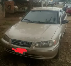Toyota Camry 2001 Gray