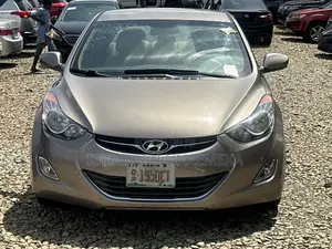 Hyundai Elantra GLS Sedan FWD (1.8L 4cyl 6M) 2013 Gray