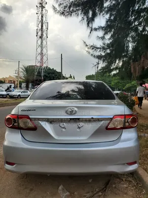 Toyota Corolla 2013 Silver