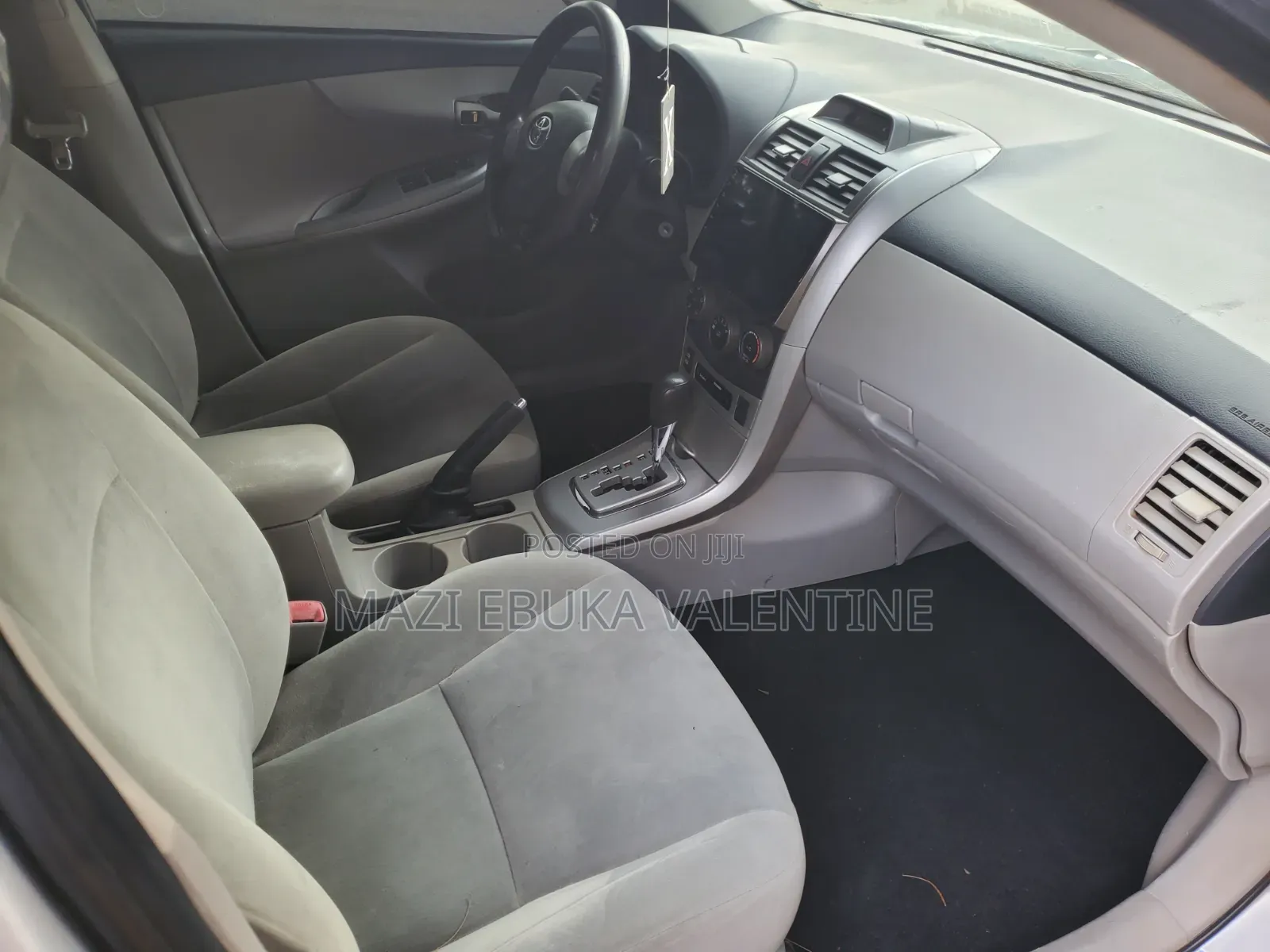 Toyota Corolla 2013 Silver