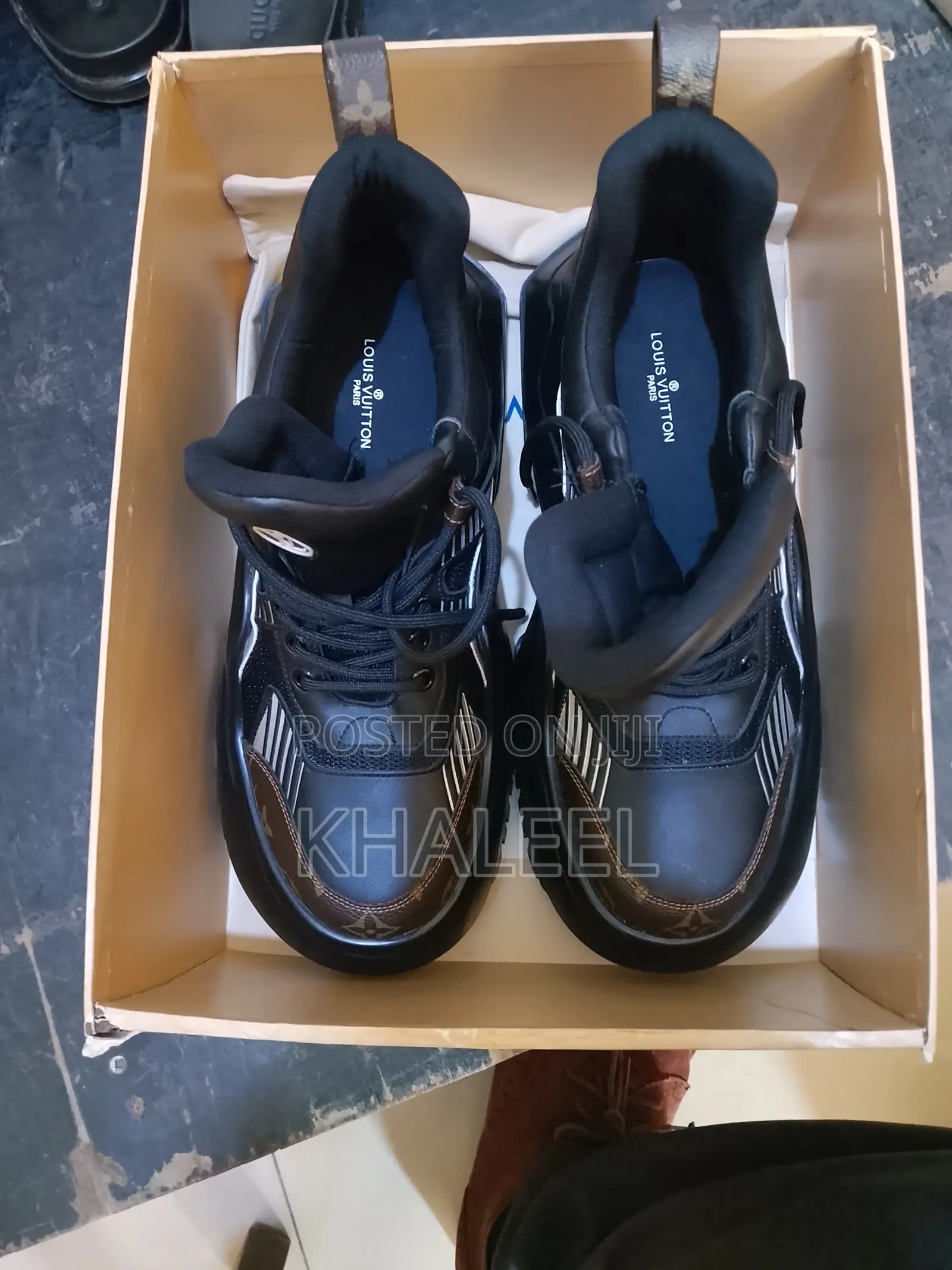 Solid LV Designer Shoes