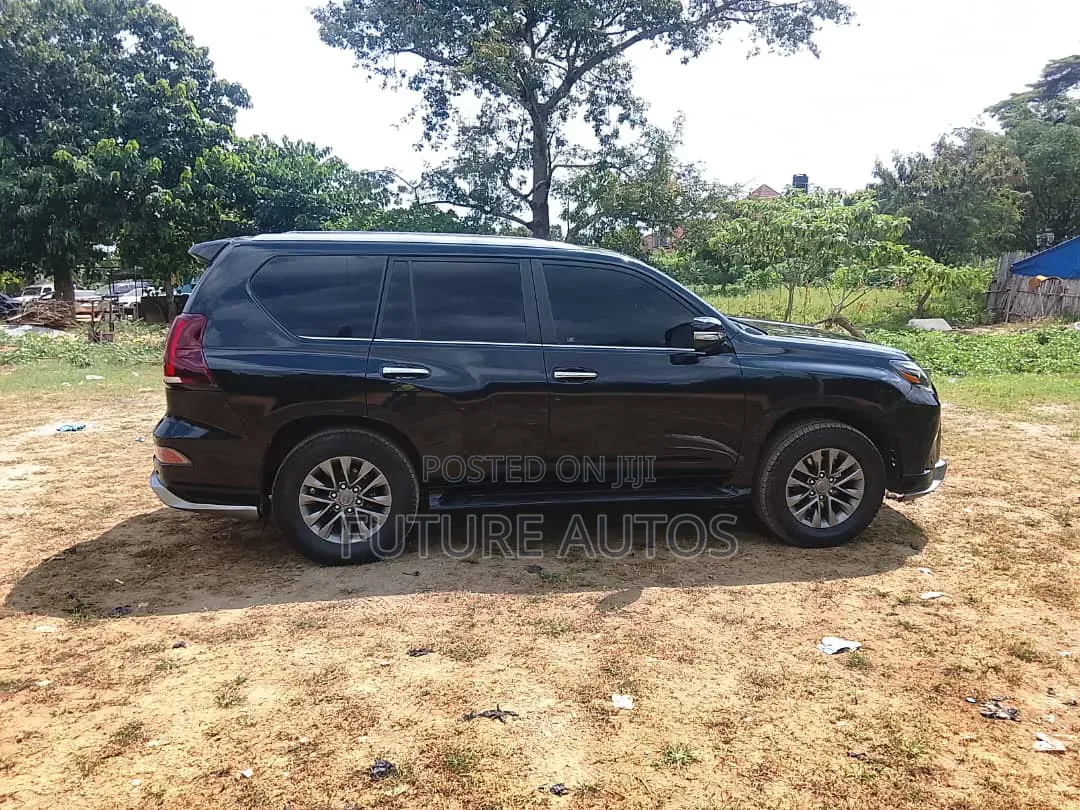 Lexus GX 2011 Black