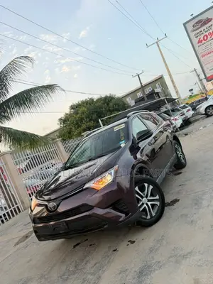 Toyota RAV4 2017 Burgundy