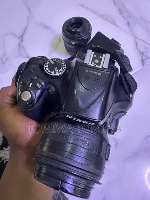 Nikon D5200 With 35mm Lens