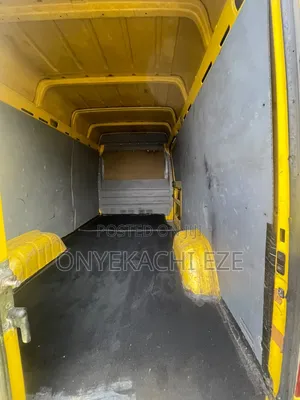 Volkswagen LT 2005 Yellow