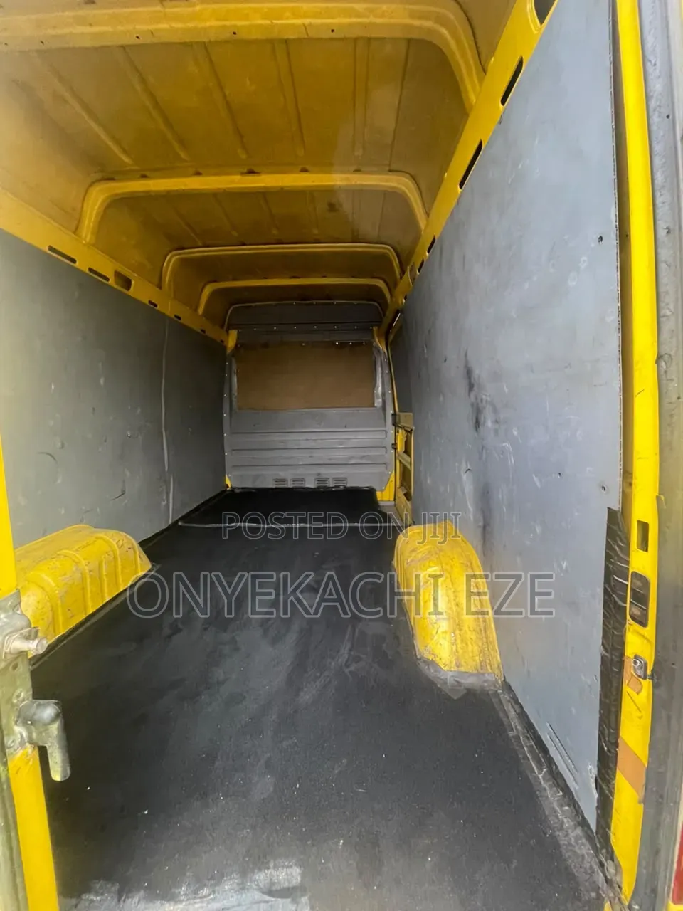 Volkswagen LT 2005 Yellow