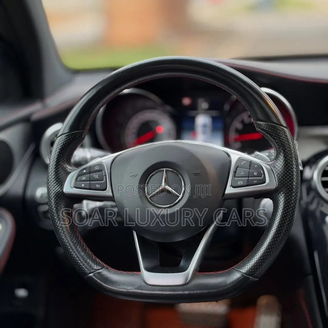 Mercedes-Benz GLC-Class 2019 Blue