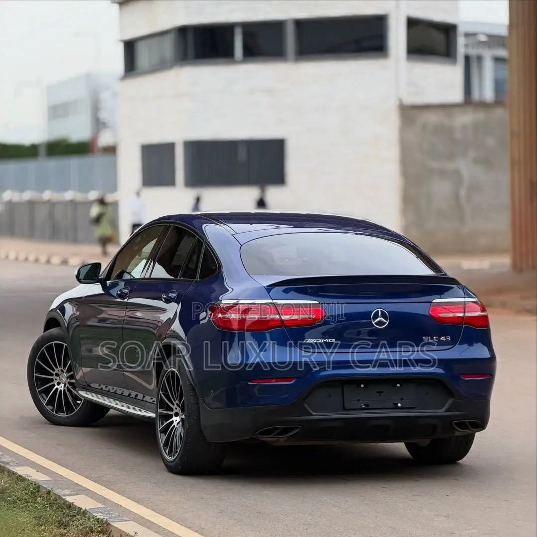 Mercedes-Benz GLC-Class 2019 Blue